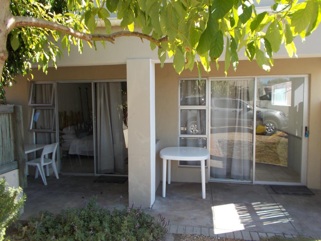 לאנגבאן Due South Guest House מראה חיצוני תמונה