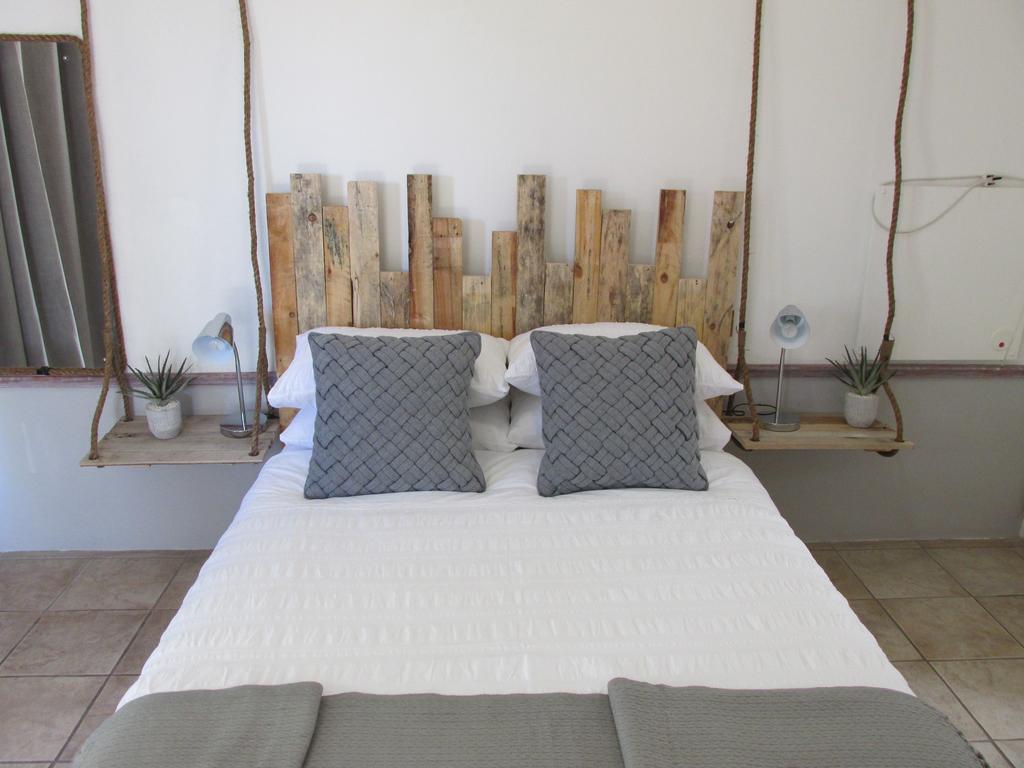 לאנגבאן Due South Guest House מראה חיצוני תמונה