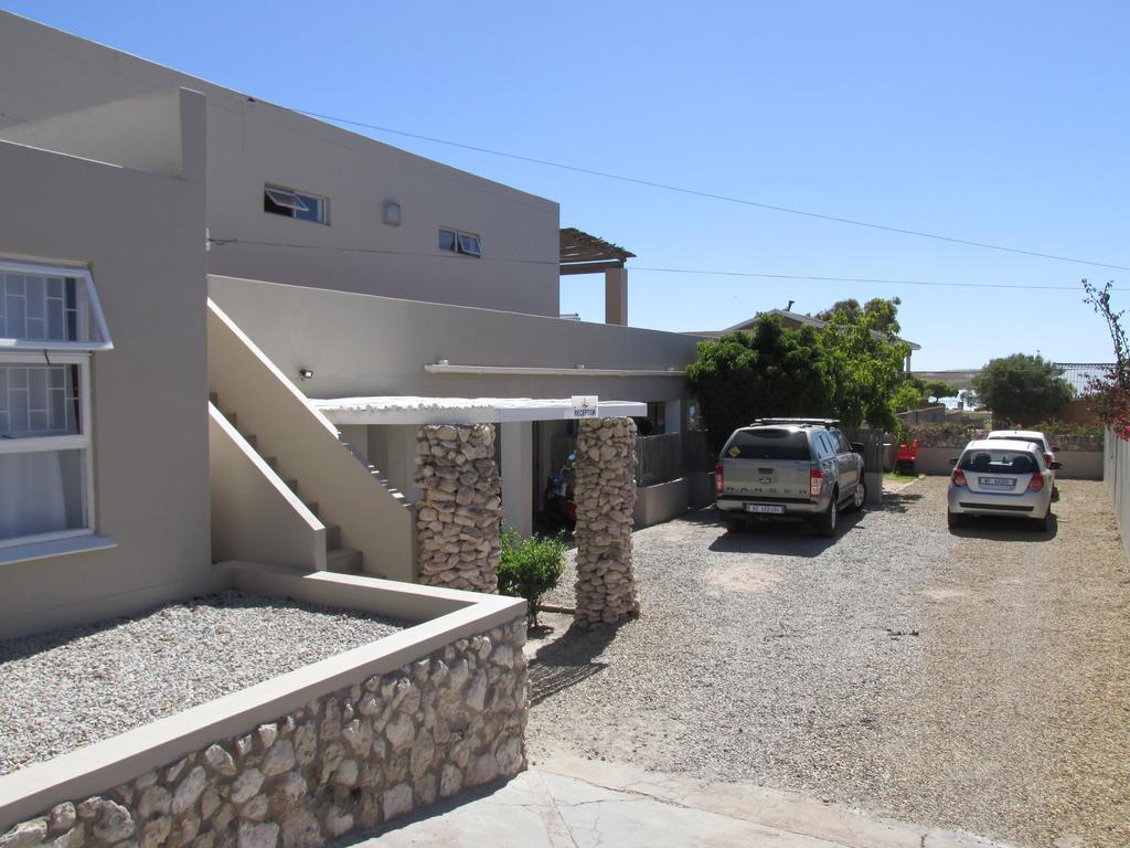 לאנגבאן Due South Guest House מראה חיצוני תמונה