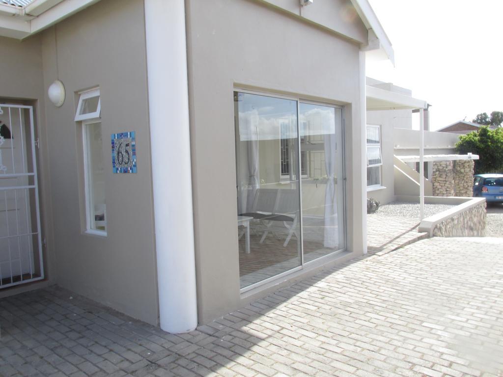 לאנגבאן Due South Guest House מראה חיצוני תמונה